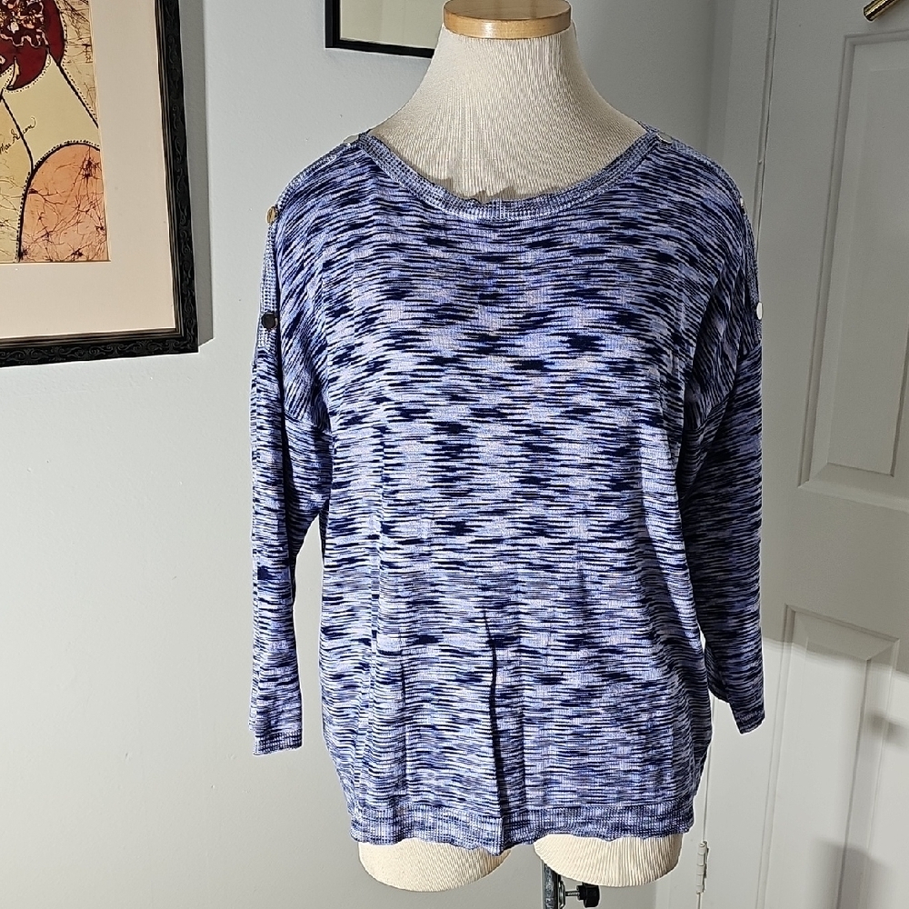 Chico's Blue and‎ White Patterned Lightweight Sweater. Size 3(XL)